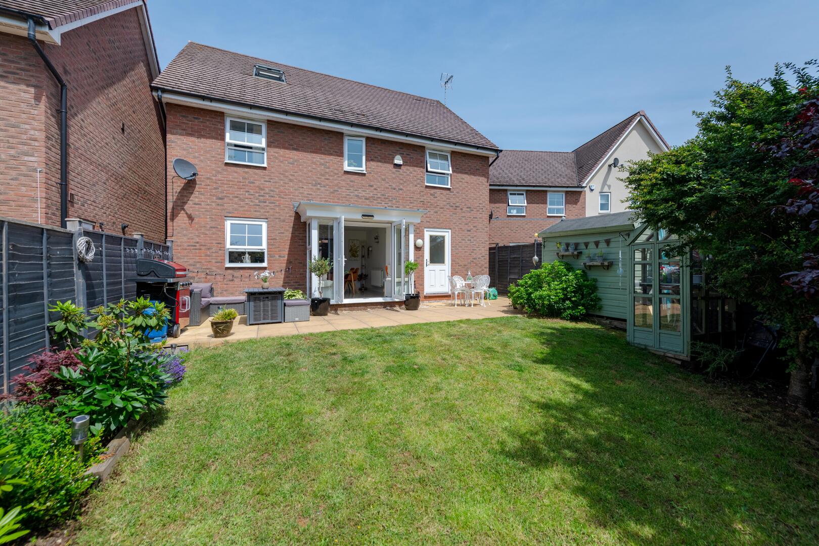 Gladstone Place, Blakedown, Kidderminster